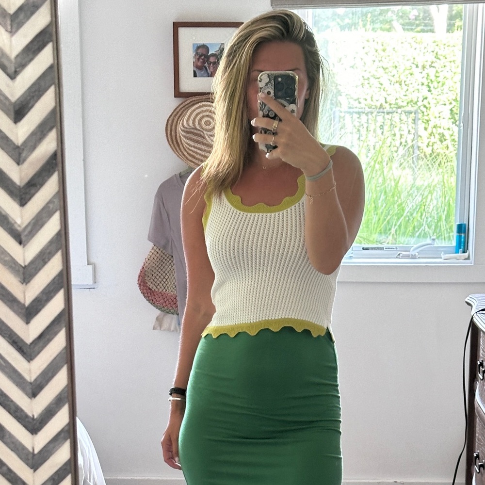 NWT Maeve White and Green Scallop Crop Tank Top